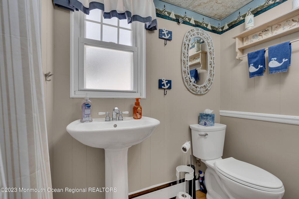 61 Beach Front - Photo 13