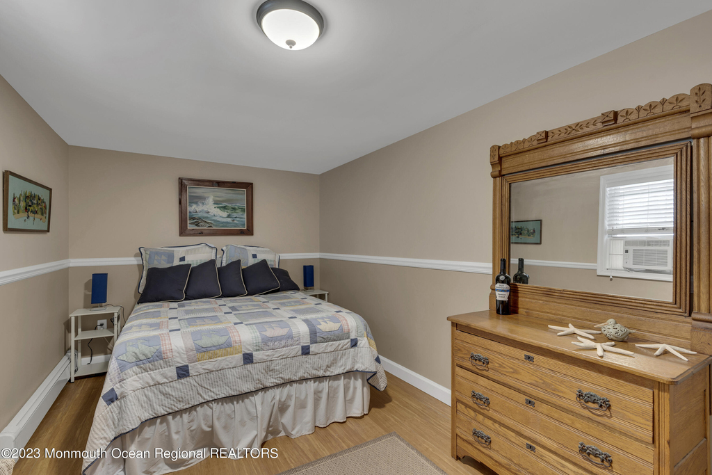61 Beach Front - Photo 11