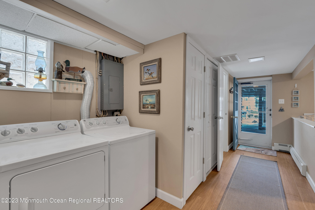 61 Beach Front - Photo 15