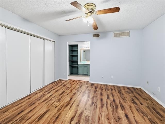 9835 Walnut Street - Photo 3