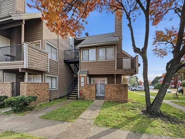 9835 Walnut Street - Photo 1