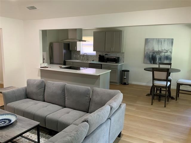 4032 Aragon Drive - Photo 3