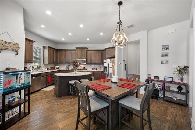 2685 Venice Drive - Photo 2