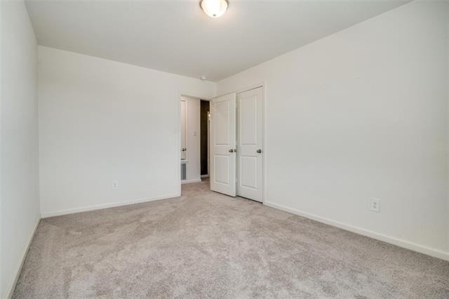 731 Yorkshire Drive - Photo 4