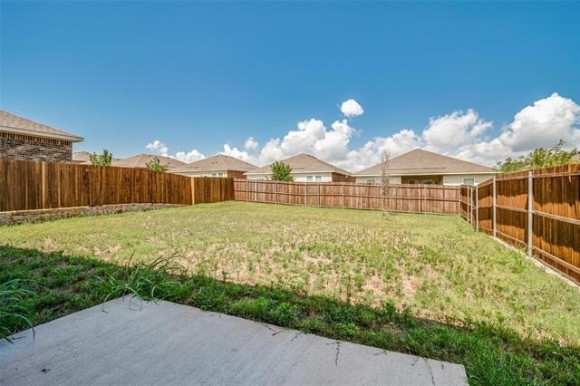 731 Yorkshire Drive - Photo 7