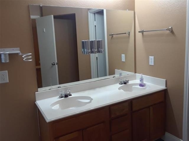 2428 Collier Drive - Photo 11