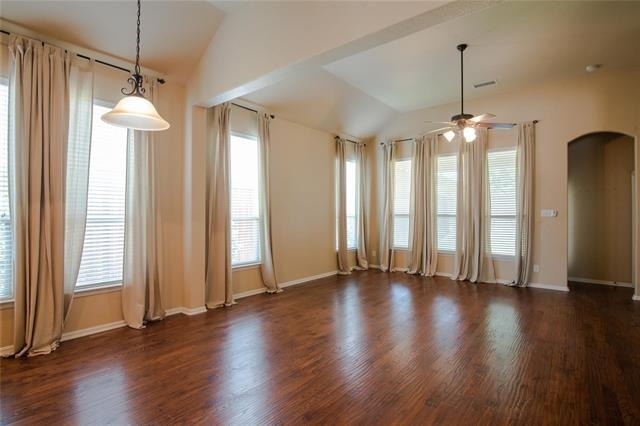 5112 Sweetgum Court - Photo 3