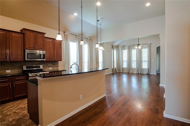 5112 Sweetgum Court - Photo 2