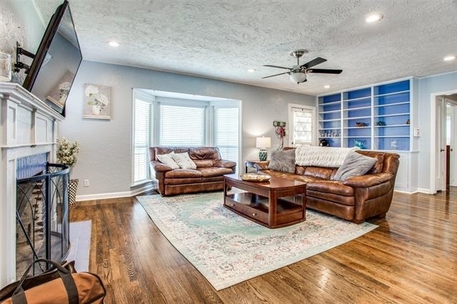 1405 Bluebonnet Drive - Photo 3