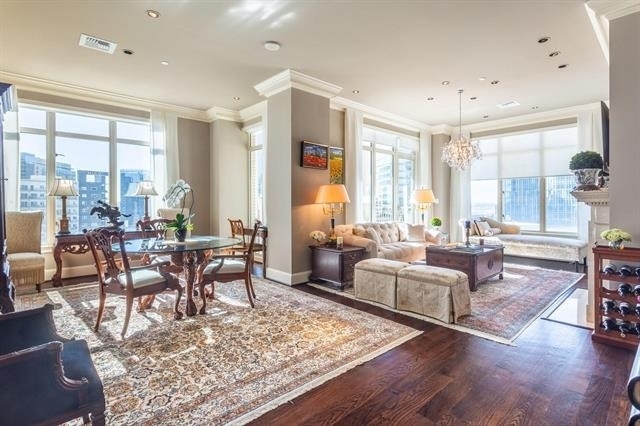 2525 N Pearl Street - Photo 4