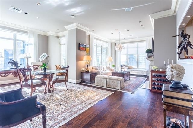 2525 N Pearl Street - Photo 3
