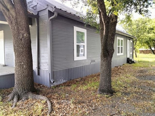 410 Jefferson Avenue - Photo 1