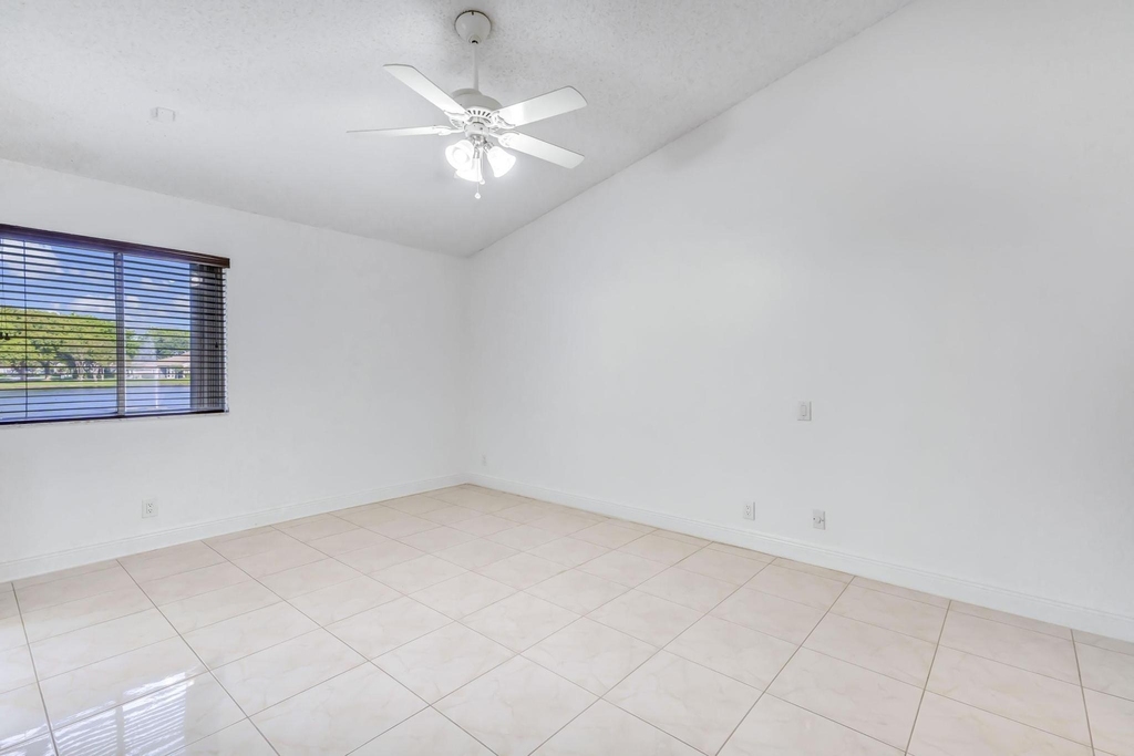 9130 Vineland Court - Photo 17