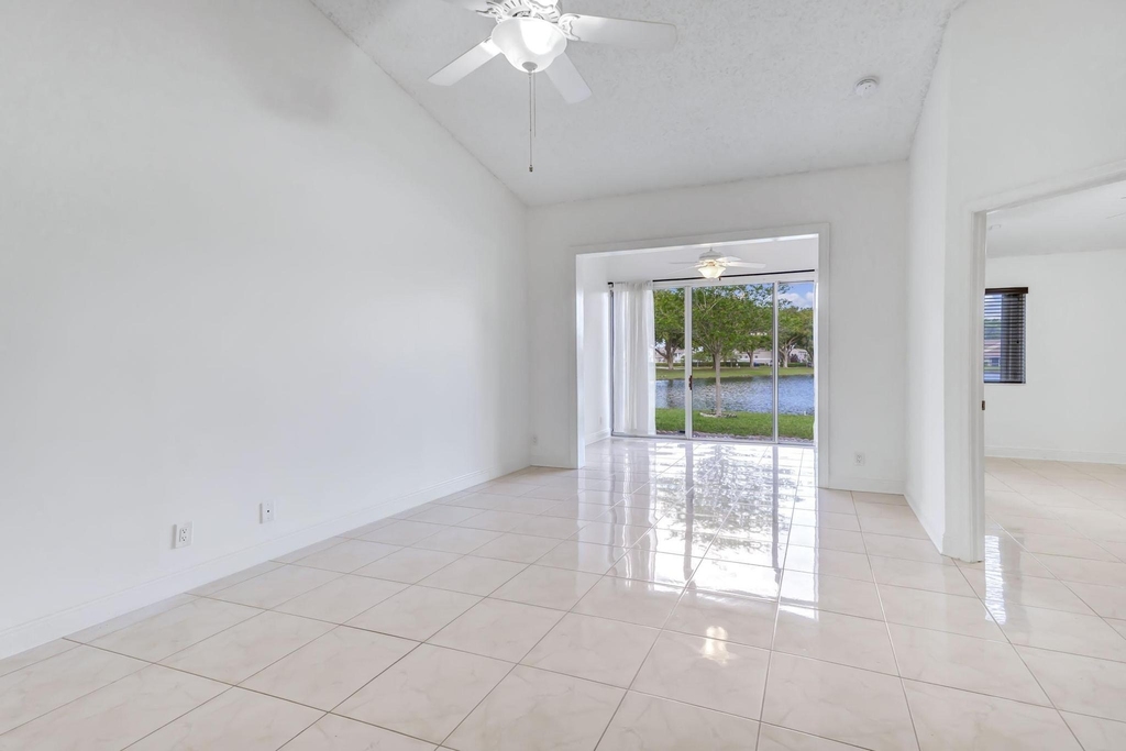 9130 Vineland Court - Photo 13