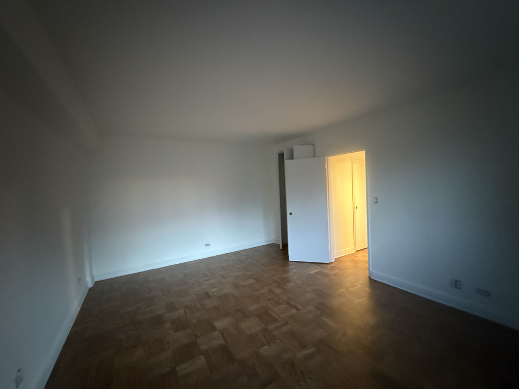 200 East 71st Street - Photo 13