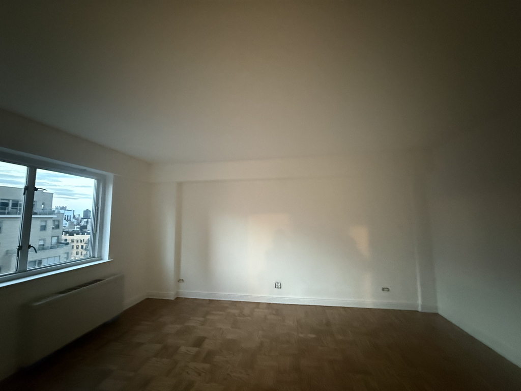 200 East 71st Street - Photo 11
