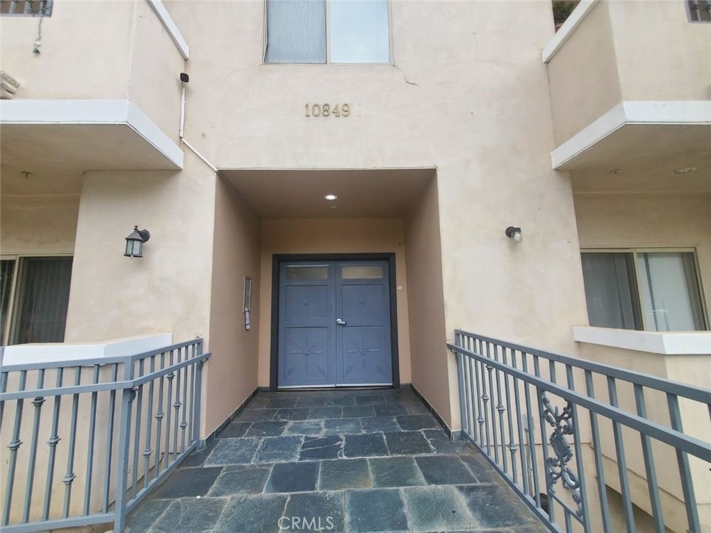 10849 Fruitland Drive - Photo 10