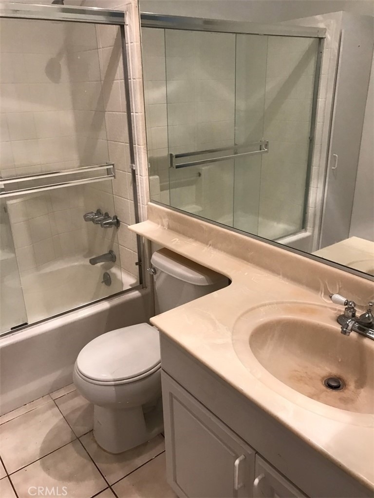 11035 Moorpark Street - Photo 11