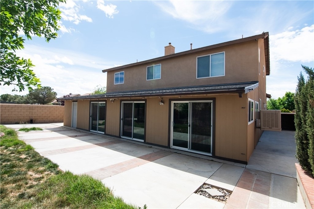 619 W Avenue H13 - Photo 50