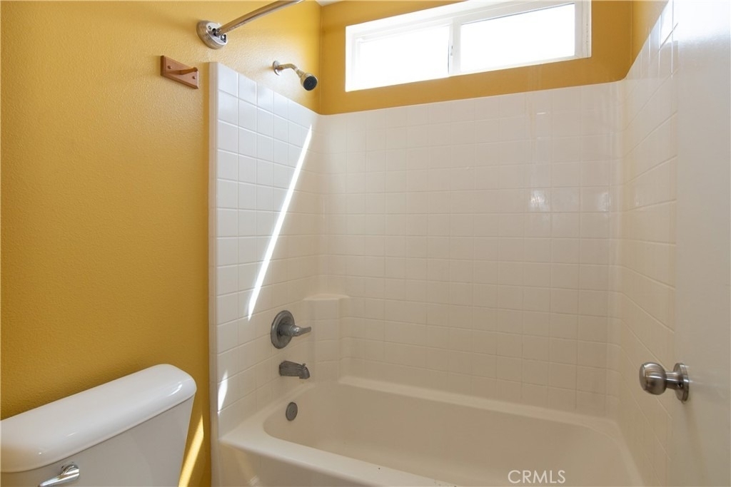 619 W Avenue H13 - Photo 18