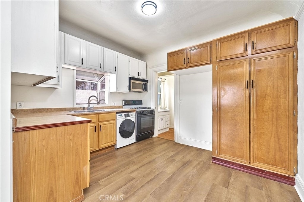 1115 S Mariposa Avenue - Photo 2
