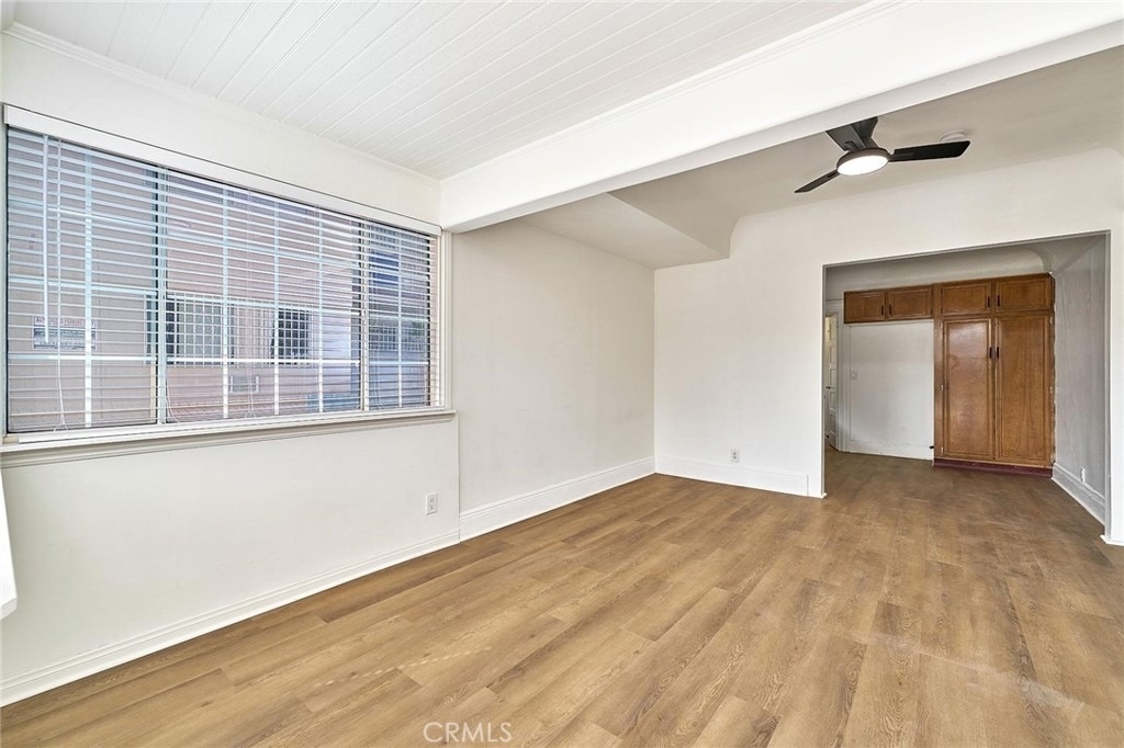 1115 S Mariposa Avenue - Photo 0