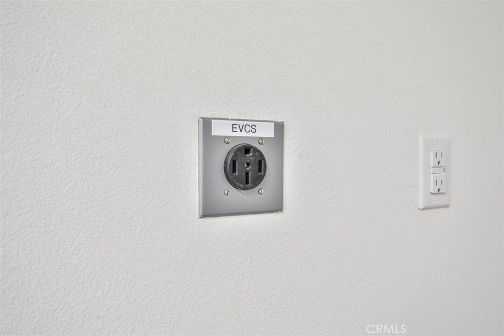 3318 Doheny Way - Photo 28