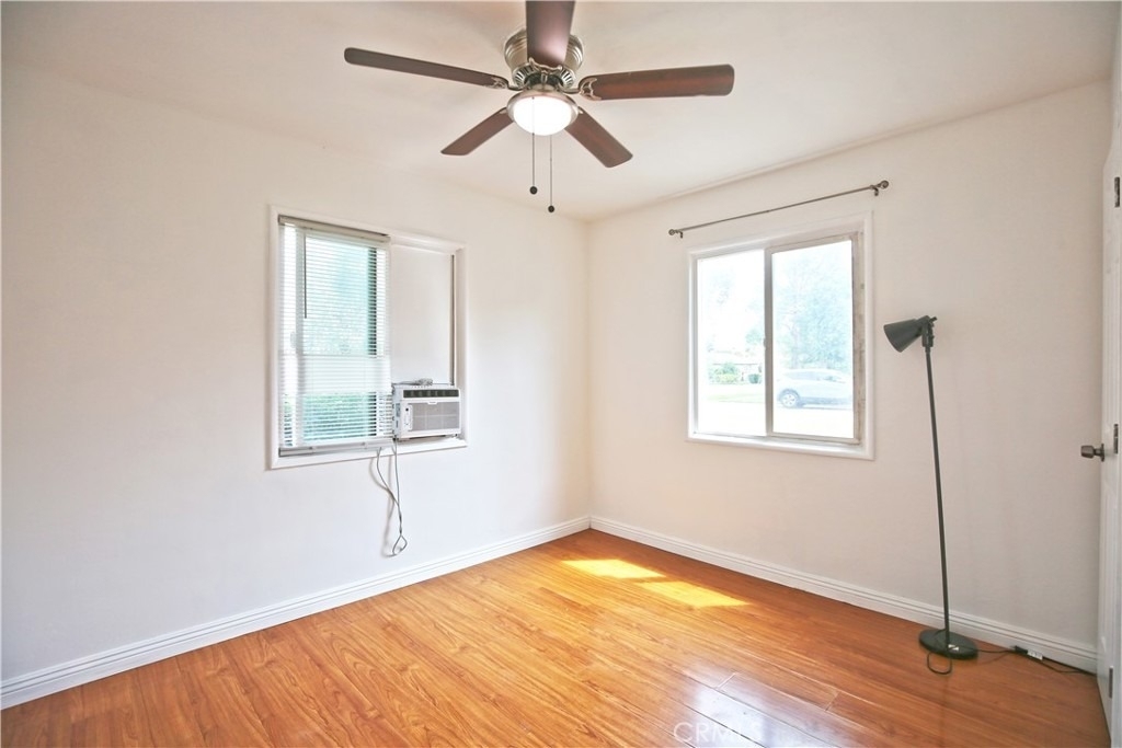 1211 S 10th Avenue - Photo 5