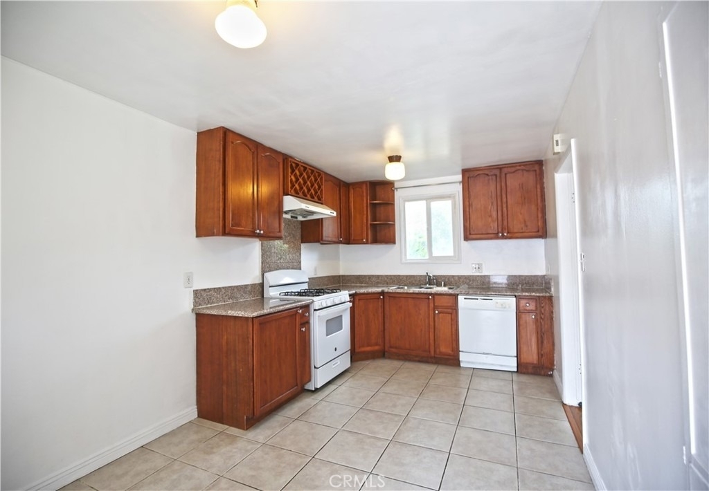 1211 S 10th Avenue - Photo 4