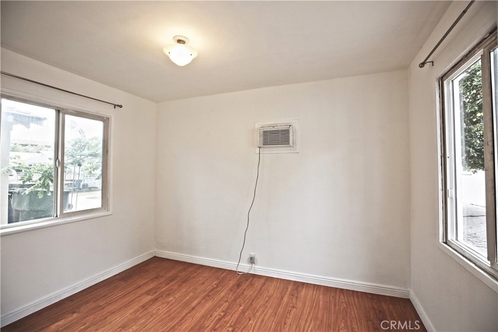 1211 S 10th Avenue - Photo 6