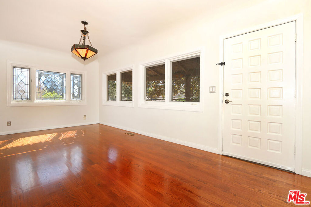 1609 Capistrano Avenue - Photo 1