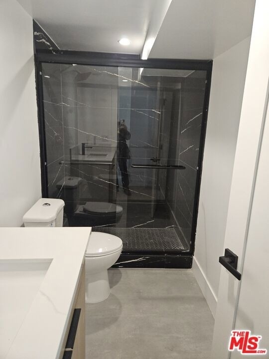 603 W W 46th Street - Photo 5