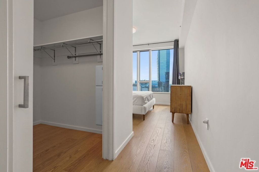 889 Francisco Street - Photo 17