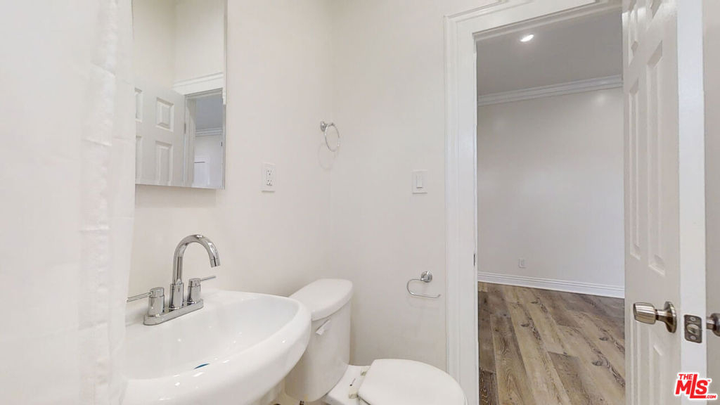 1117 S Westlake Avenue - Photo 7