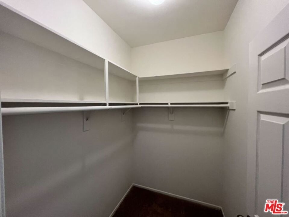 1440 Rexford Drive - Photo 7