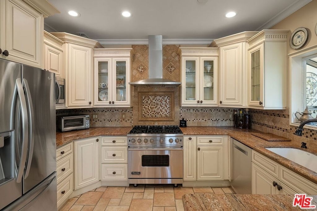 1121 21st Street - Photo 10