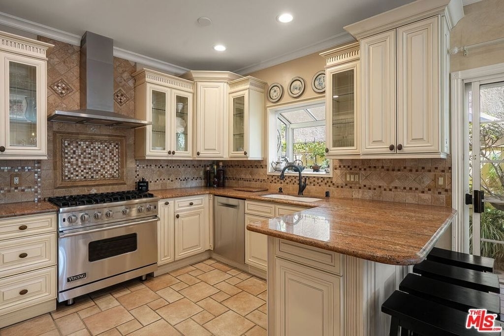1121 21st Street - Photo 11