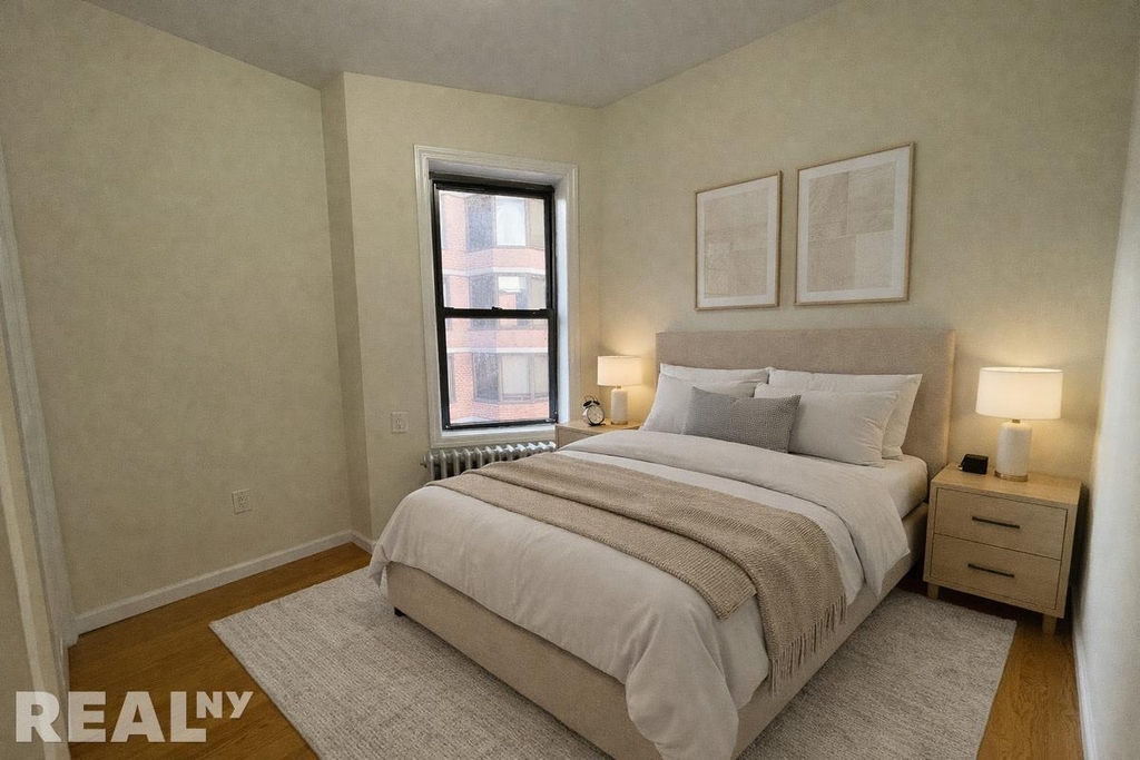 241 E 38th St - Photo 3