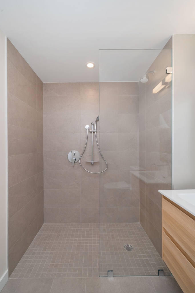 Sedgwick Avenue - Photo 9