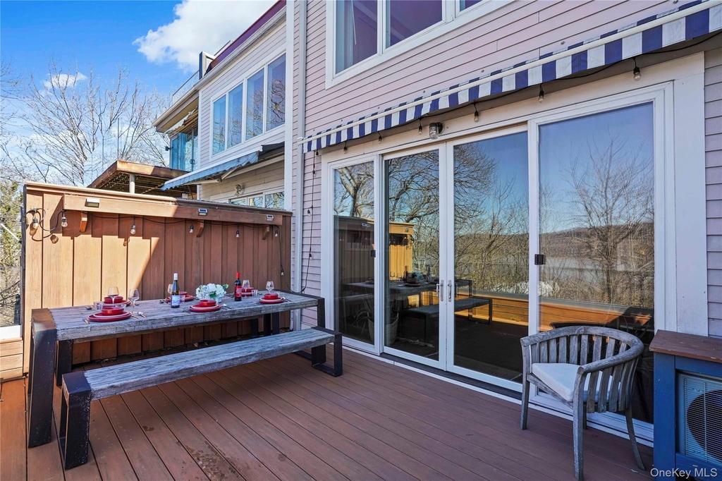 493 Warburton Avenue - Photo 27