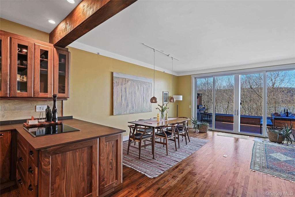 493 Warburton Avenue - Photo 6