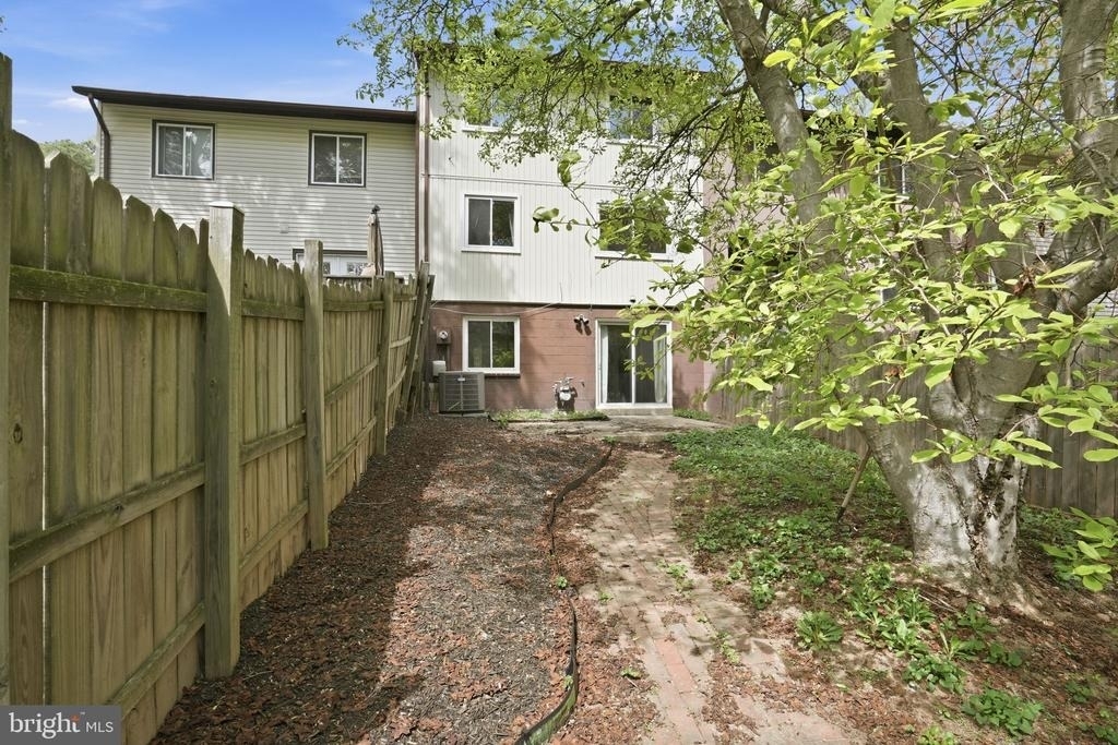 2916 Cantania Place - Photo 19