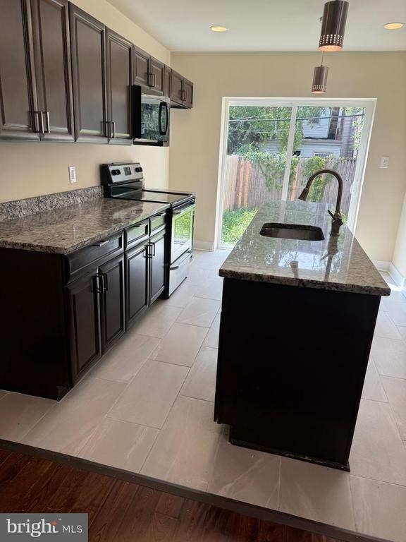 2242 N Carlisle Street - Photo 5
