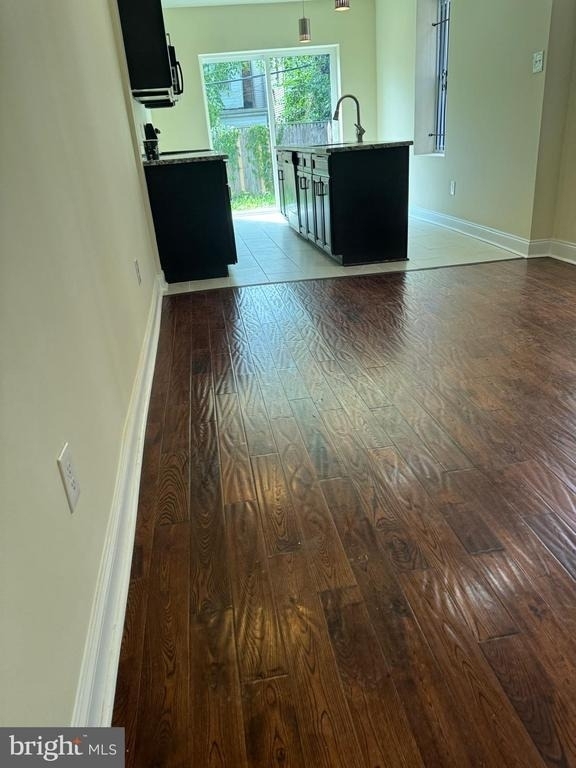 2242 N Carlisle Street - Photo 2