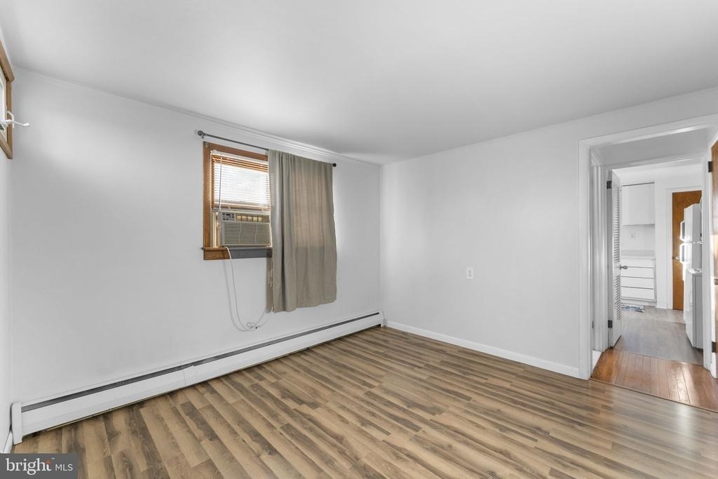 225 Pershing Avenue - Photo 14