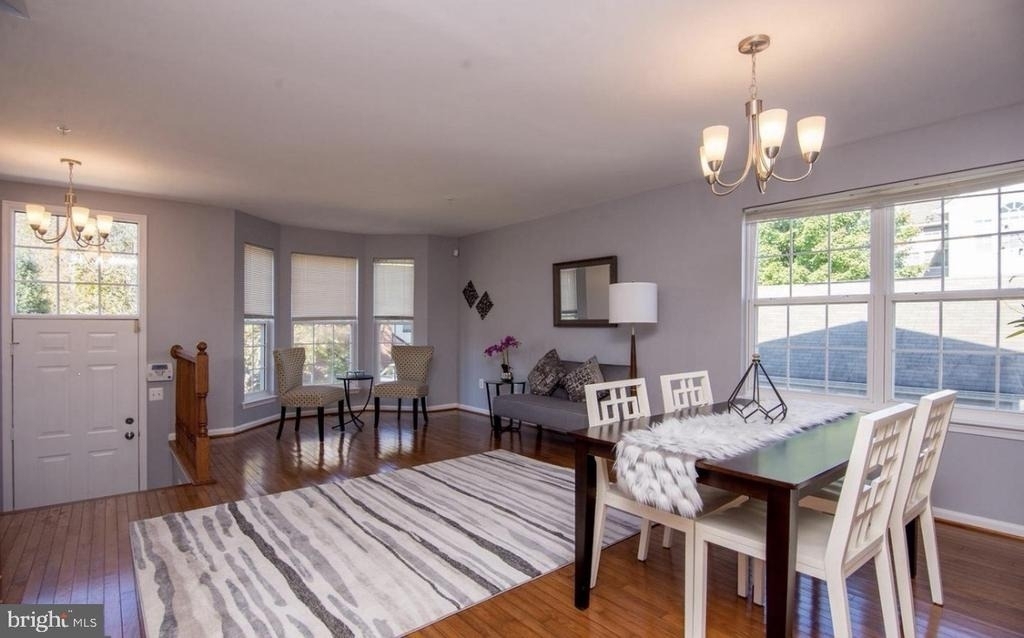 8800 Community Square Lane - Photo 16