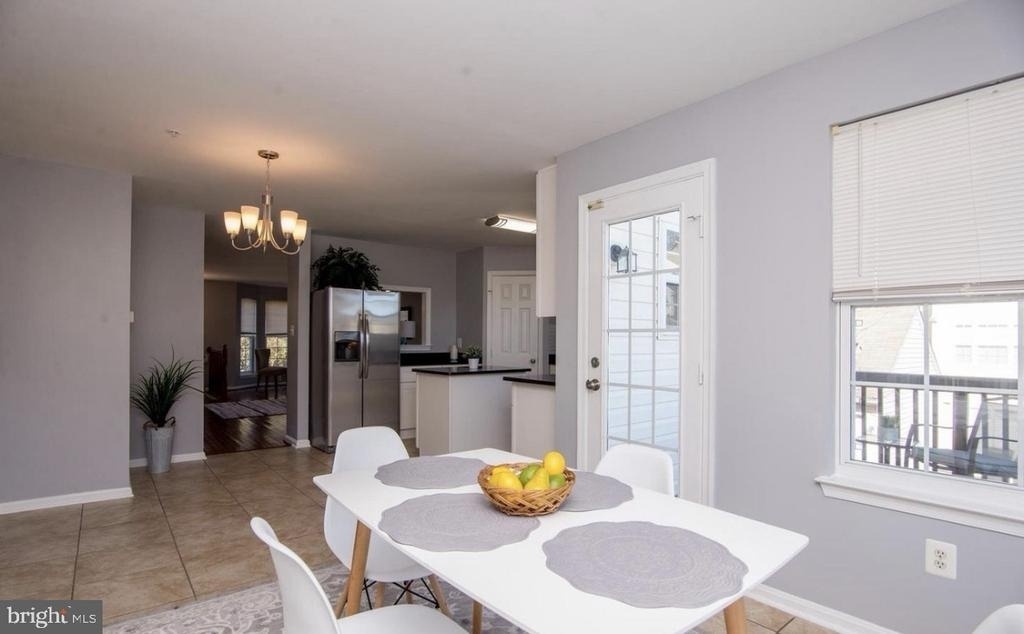 8800 Community Square Lane - Photo 4
