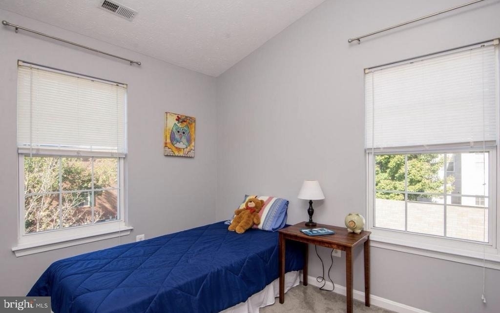 8800 Community Square Lane - Photo 11