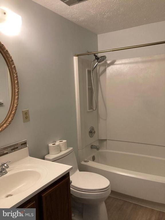 11145 Captains Walk Court - Photo 11