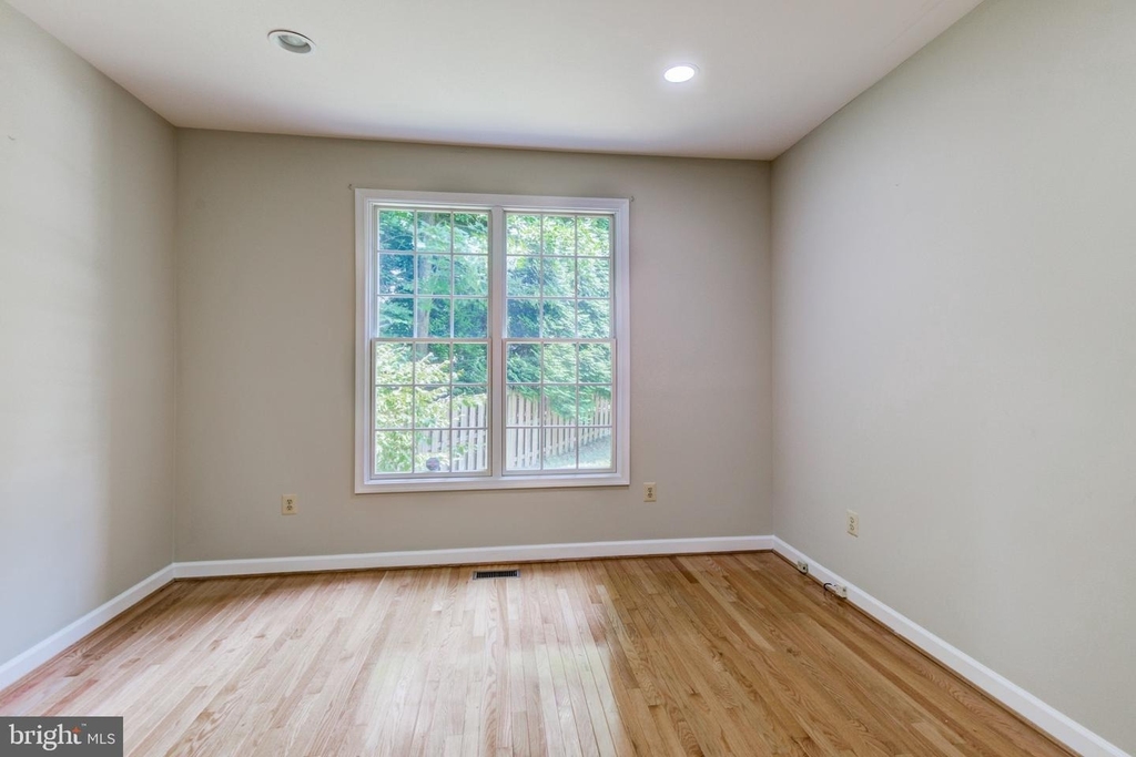 18 Nantucket Court - Photo 10